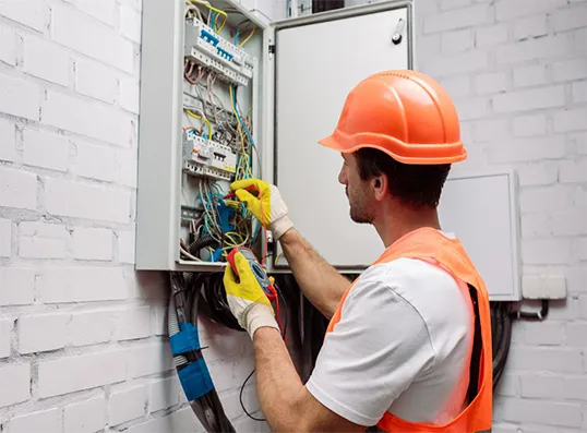 Eletricista no Bairro do Uberaba em Bragança Paulista